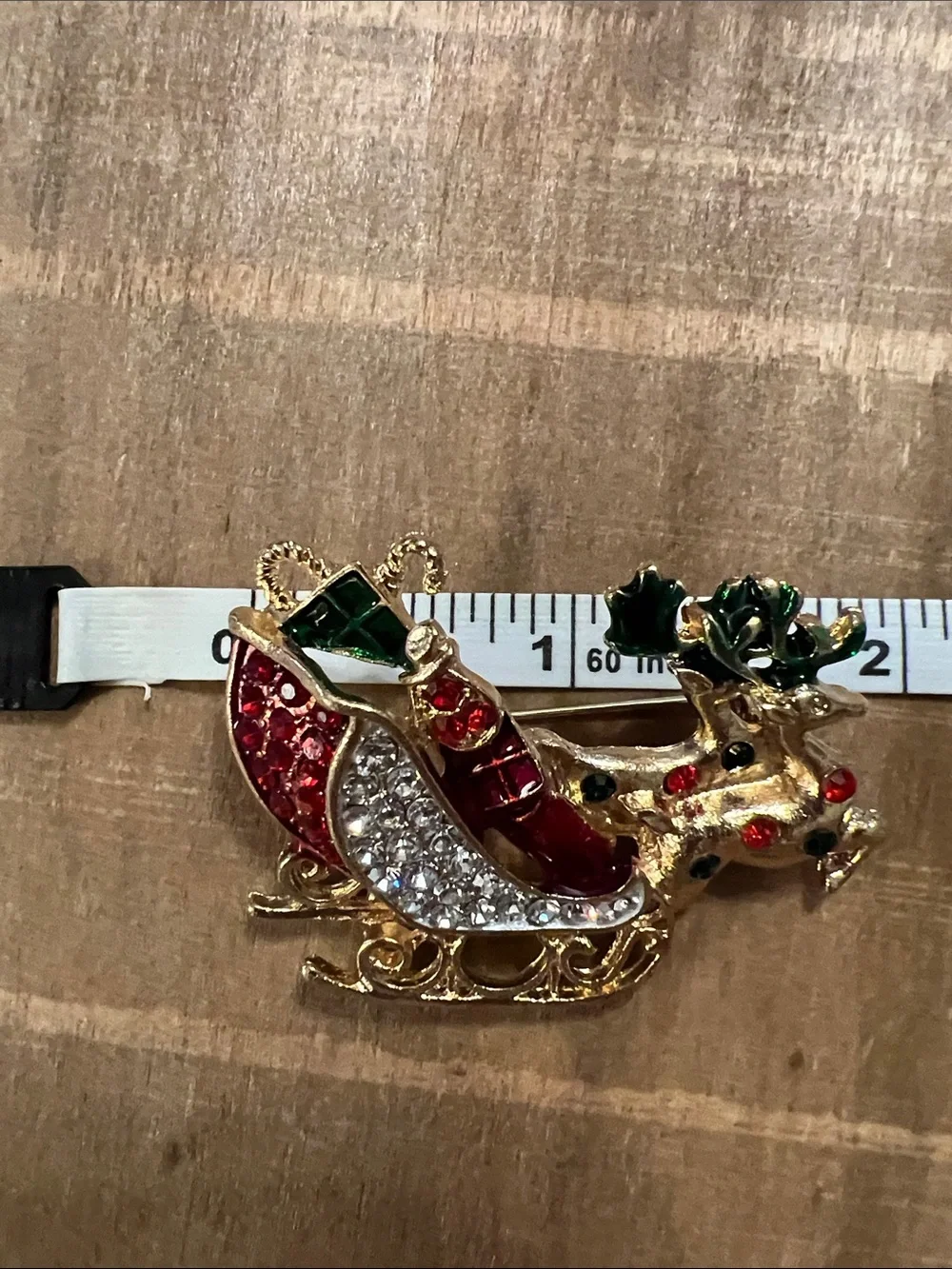 3/$18 Holiday Reindeer Sleigh Decorative Pin in Gold, Red, Green Lot 6070